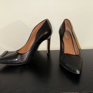 Elegant Black Women's Pumps